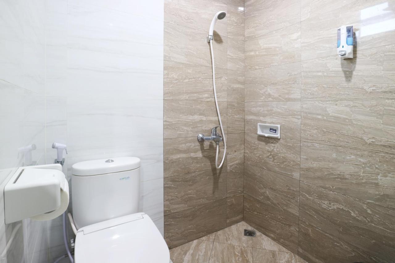 Velozip Kos Exclusive Appartement Surabaya Buitenkant foto